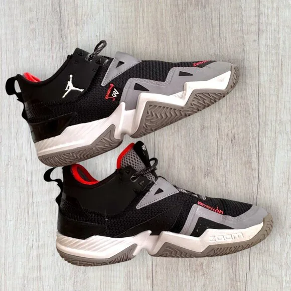 Nike Air Jordan Why Not Zer0.5 Basketball Shoes Mens 11 Black Grey Red CJ0780-00 - Picture 8 of 13